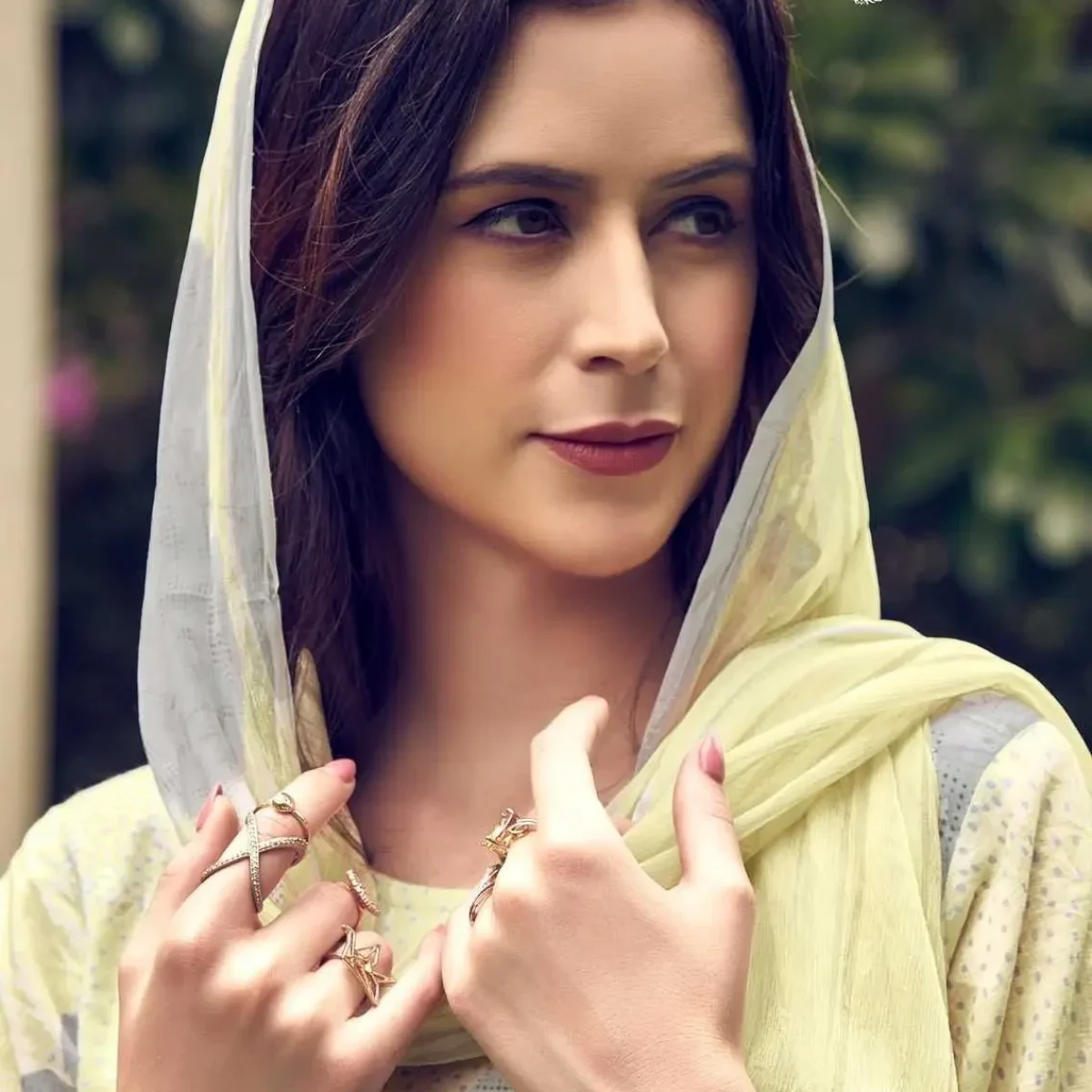 sadhana-golden-eclipse-pure-linen-salwar-suit-3109